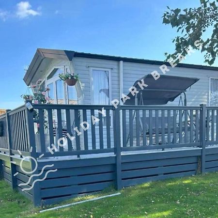 Luxury 2 Bedroom At Seal Bay Resort Selsey Extérieur photo
